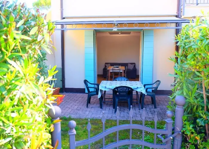 Borgo Dei Fiori A06 *